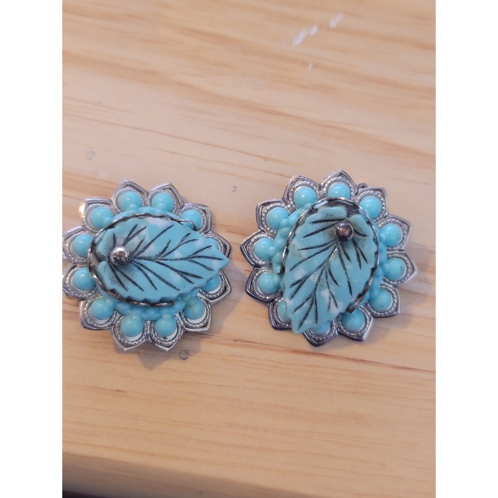 Vintage Turquoise Flower Clip‎ On Earrings Floral Silver Tone Costume Jewelry